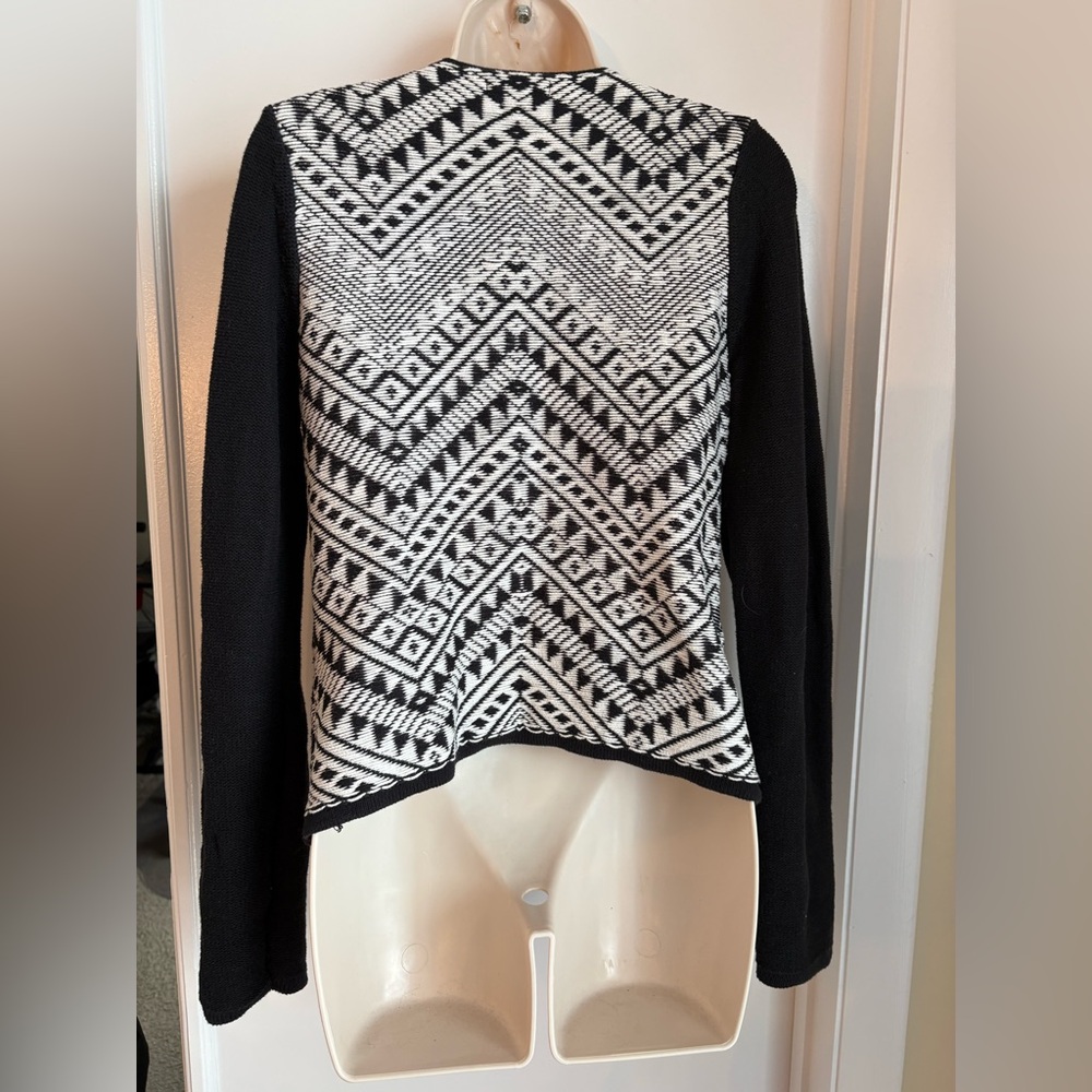 Lucky Brand Black and White Geometric Patterned Jacket Cardigan Sweater - Picture 5 of 7
